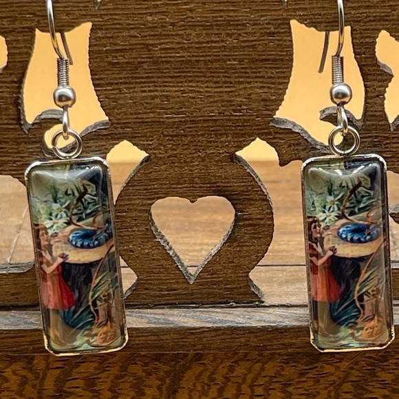 Victorian Girl and Caterpillar Mushroom Earrings, NWOT, For Bundle Purchases - Picture 5 of 5